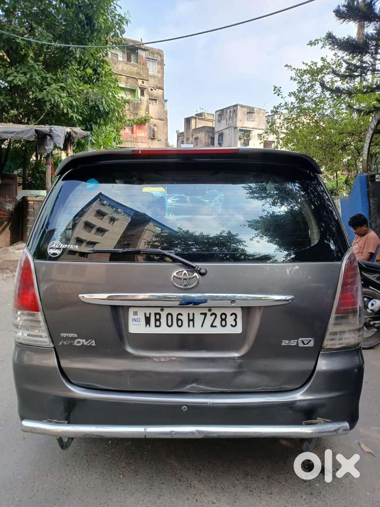 Toyota Innova 2.5 G 2011