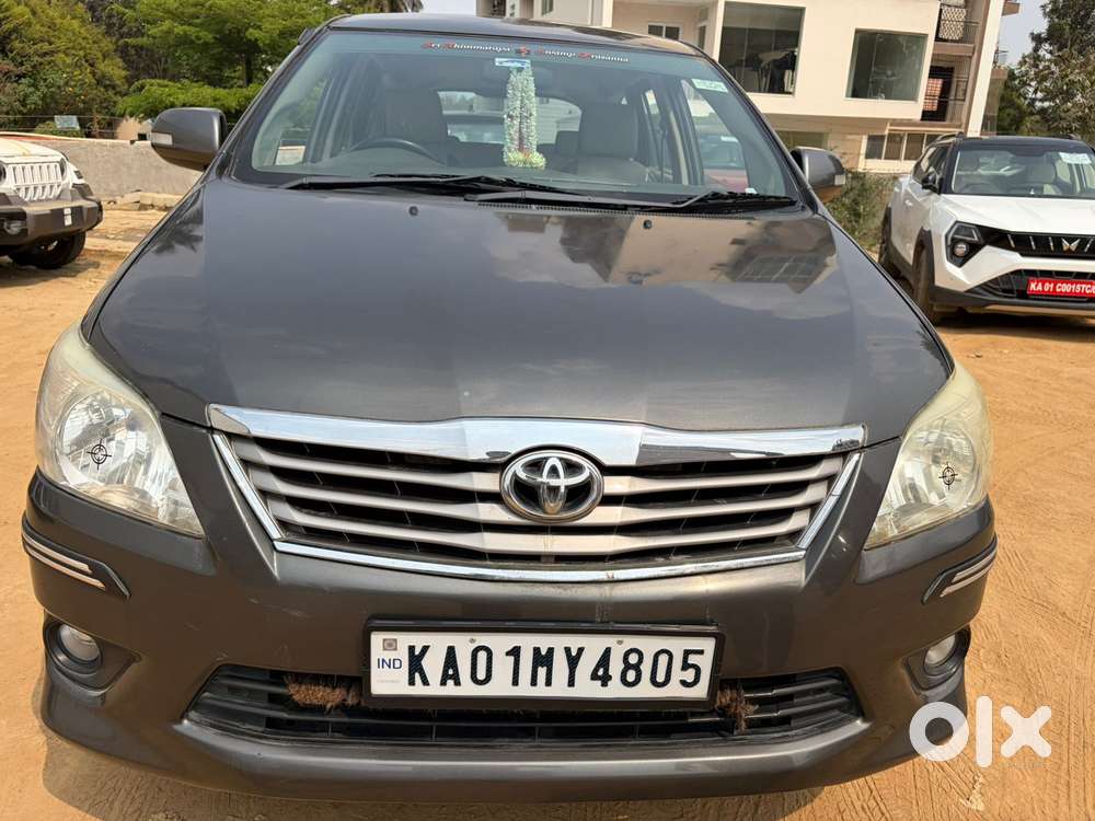 Toyota Innova 2.5 Z Diesel 7 Seater, 2012, Diesel