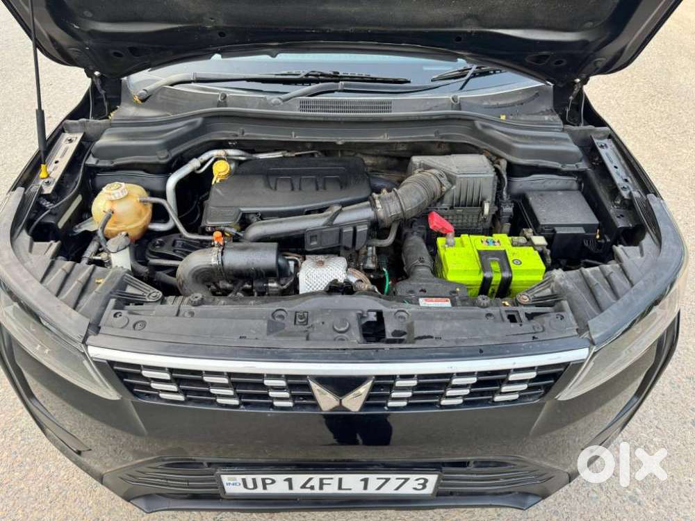 Mahindra Xuv300 W6, 2023, Petrol