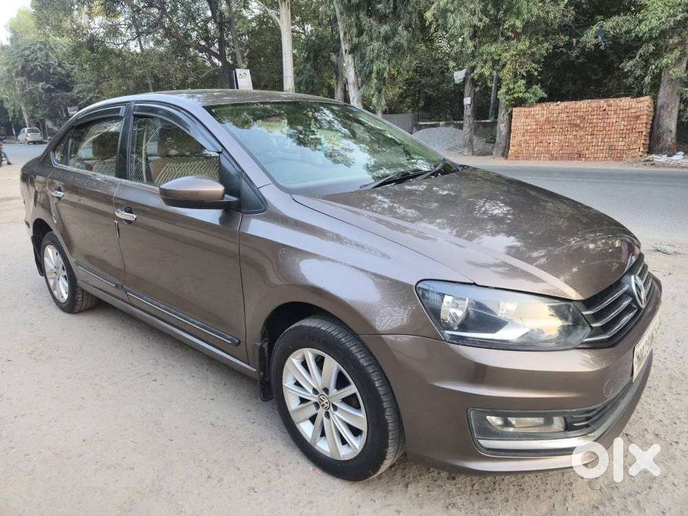 Volkswagen Vento 1.2 Tsi Highline Plus At, 2015, Petrol