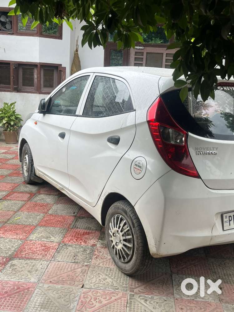 Hyundai Eon Petrol 2015 Year
