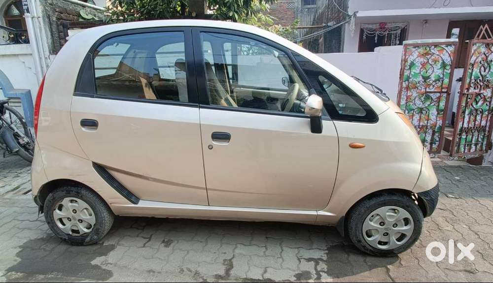 Tata Nano Lx Petrol (top Model) - New Tyres & Active Insurance