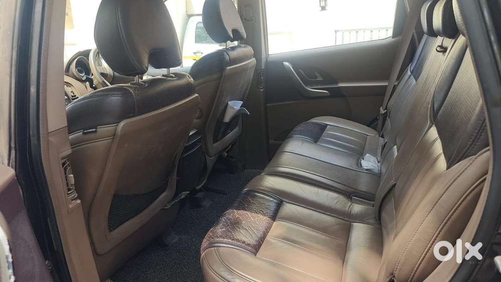 Mahindra Xuv500 2015