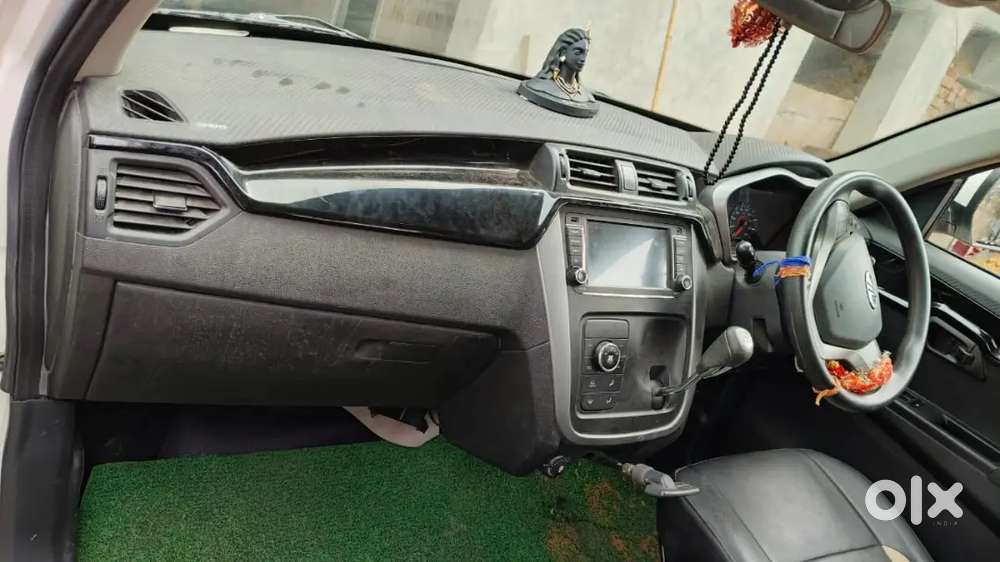 Mahindra Kuv100 Nxt 2018 Petrol 30000 Km Driven