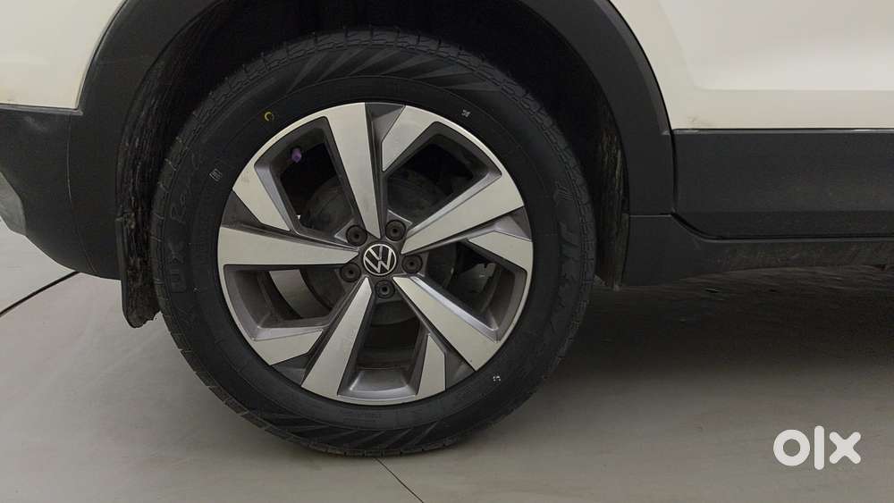 Volkswagen Taigun Topline 1.0 Tsi At (electric Seats), 2021, Petrol