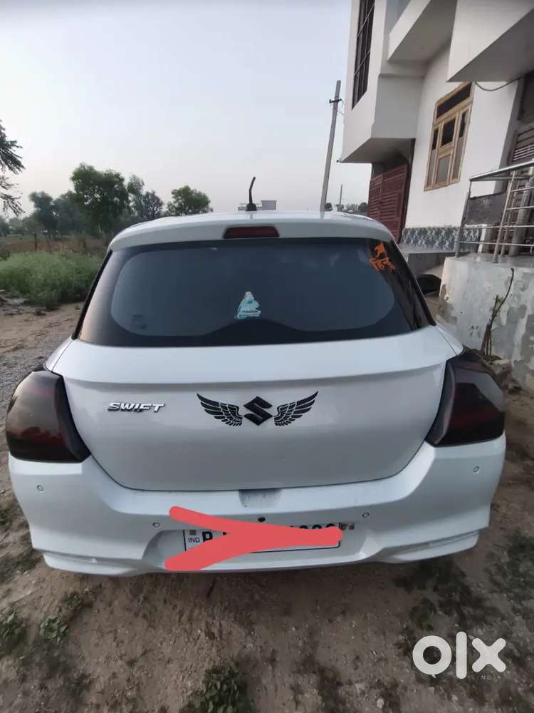 Maruti Suzuki Swift 2025 Petrol 11000 Km Driven