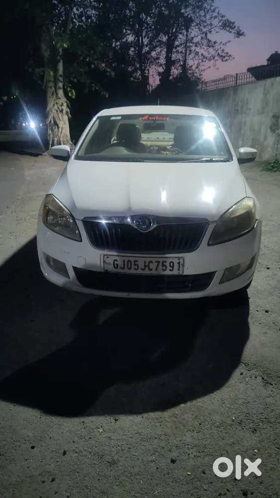 Skoda Rapid 2013 Diesel 195000 Km Driven