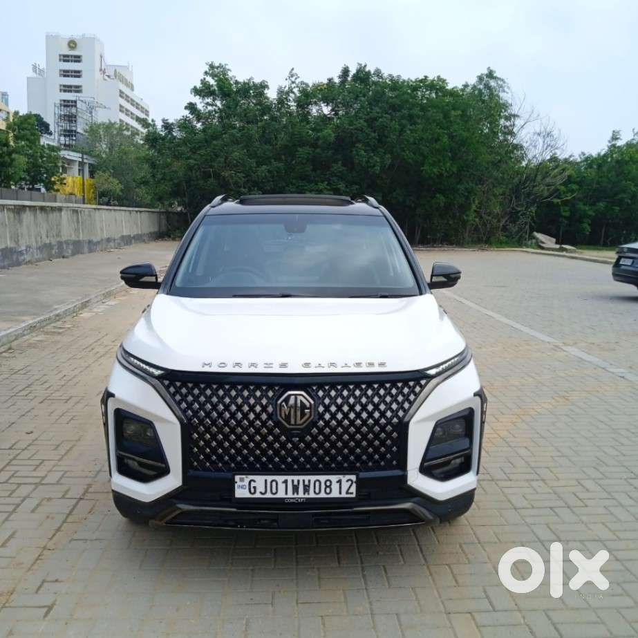 Mg Hector Plus, 2025, Petrol