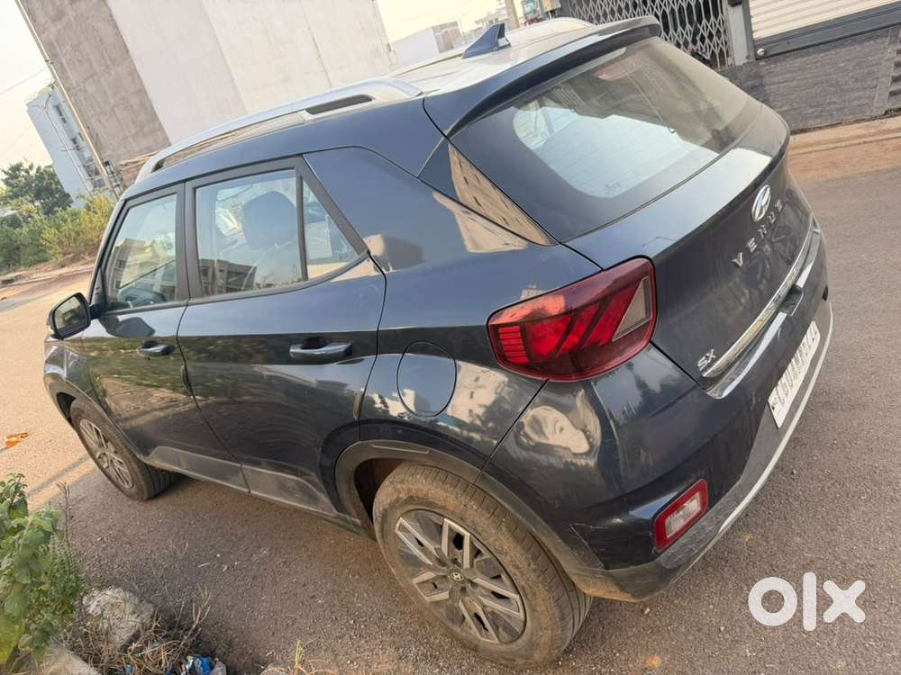 Hyundai Venue Diesel 2021