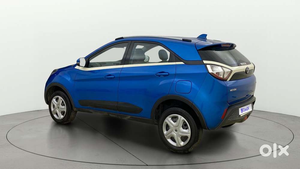 Tata Nexon 1.2 Revotron Xt, 2018, Petrol