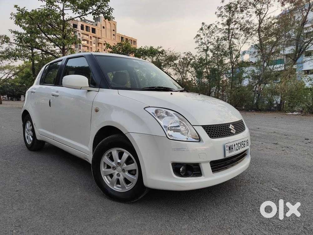Maruti Suzuki Swift Vxi 1.2 Abs Bs-iv, 2011, Petrol