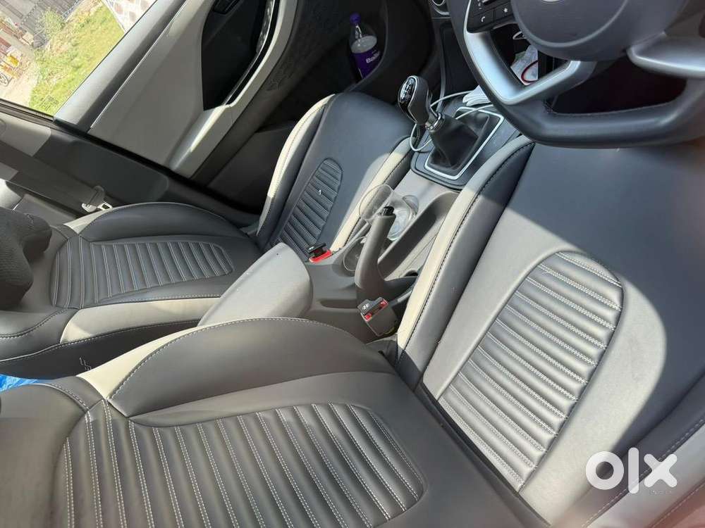 Hyundai Petrol Manual 2025