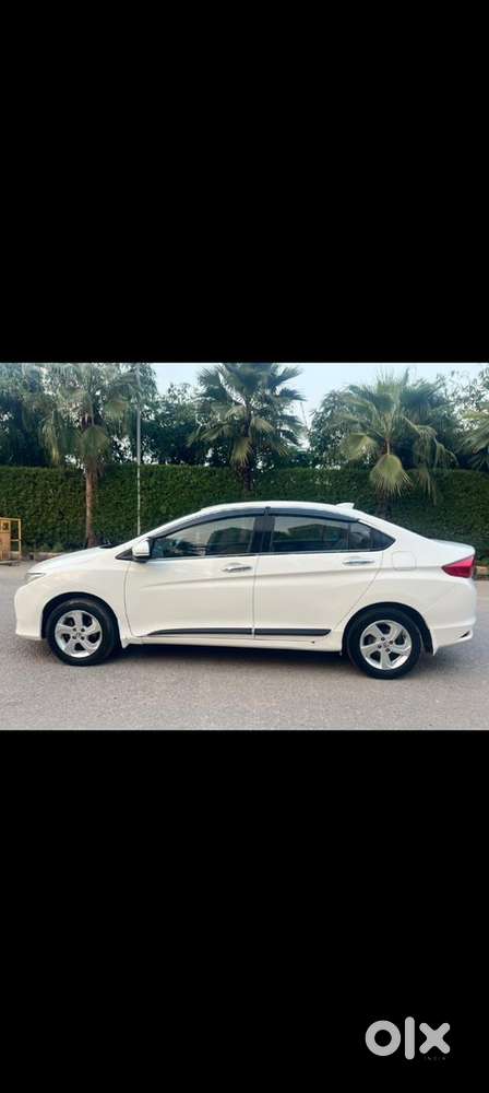 Honda City Hybrid 2015
