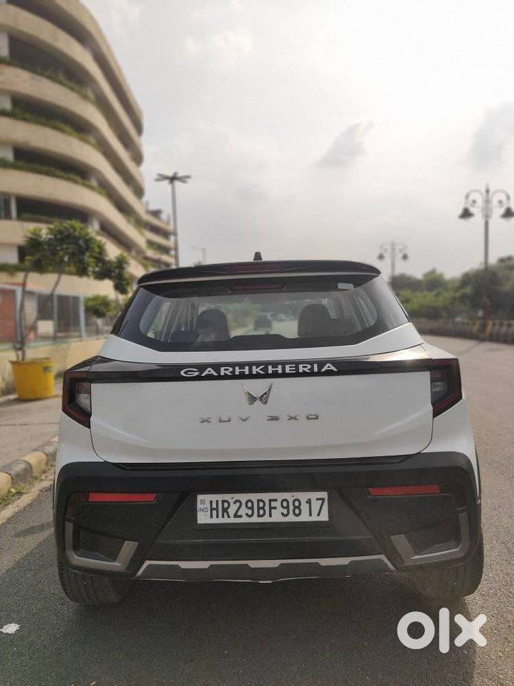 Mahindra Xuv 3xo Mx3, 2025, Petrol