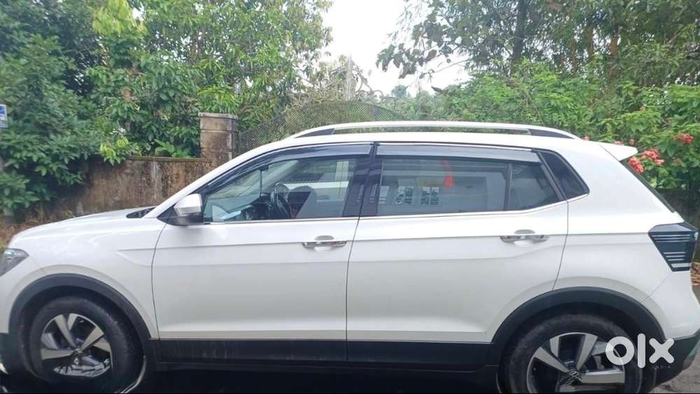 Volkswagen Taigun 2021 Petrol Well Maintained.