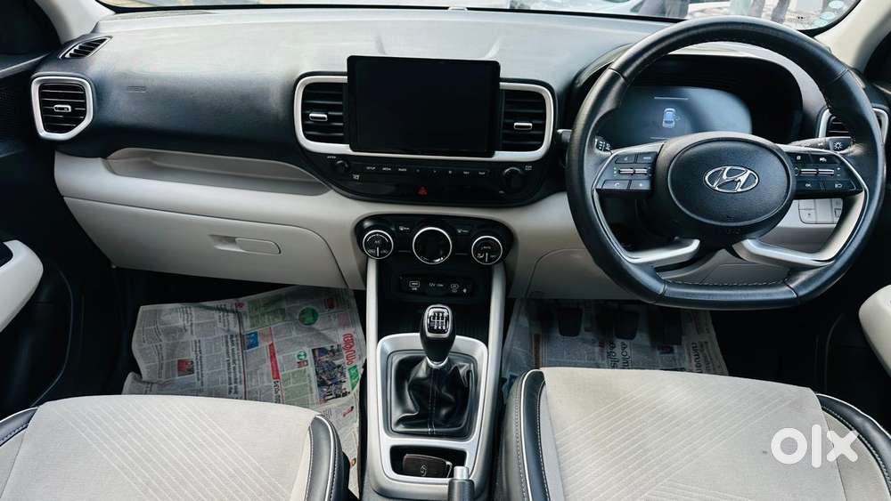 Hyundai Venue Sx (o) Mt 1.5 Diesel, 2022, Diesel