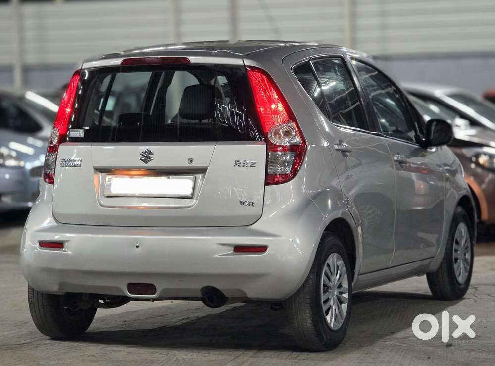 Maruti Suzuki Ritz Vxi, 2012, Petrol