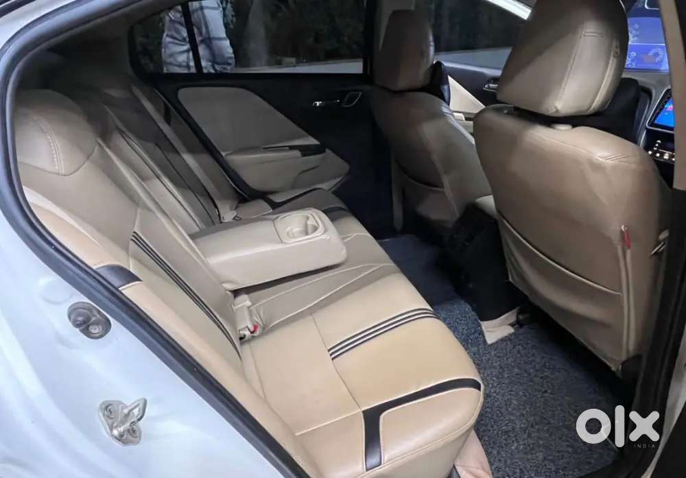 Hyundai Verna 2012 Diesel 98000 Km Driven