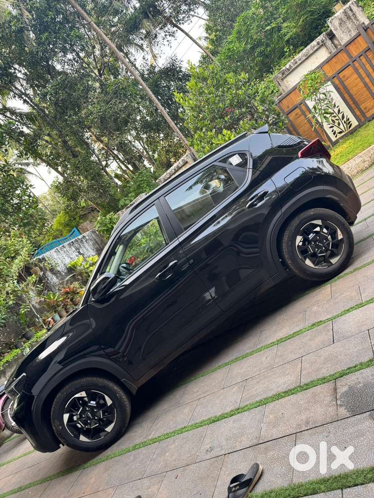 8 Month Used Kia Sonet Htko+ 2025(november) 3500 Km 1st Owner