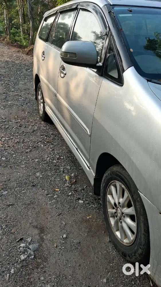Toyota Innova Diesel 2014