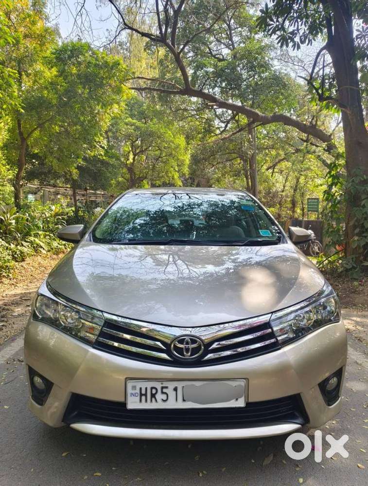 Toyota Corolla Altis 2013-2017 G At, 2015, Petrol