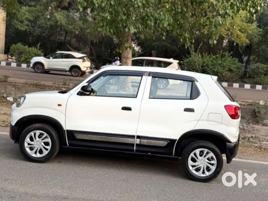 Maruti Suzuki S-presso Vxi Opt, 2020, Petrol