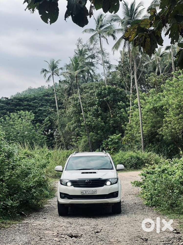 Toyota Fortuner 2015 Diesel Well Maintained