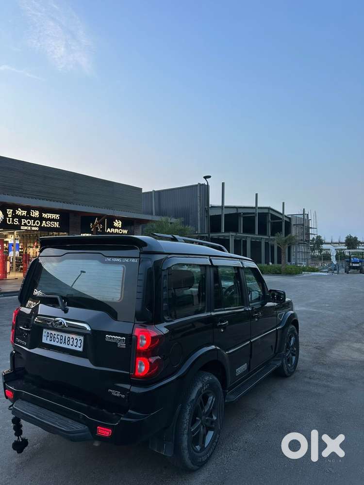 Mahindra Scorpio Classic 2021