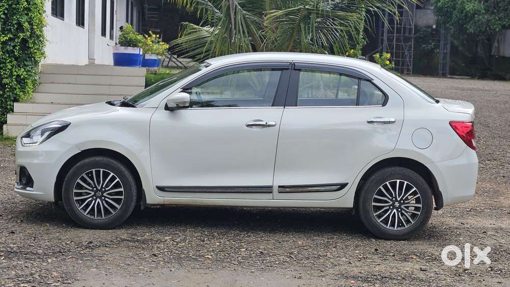 Maruti Suzuki Swift Dzire Zxi + Amt, 2022, Petrol