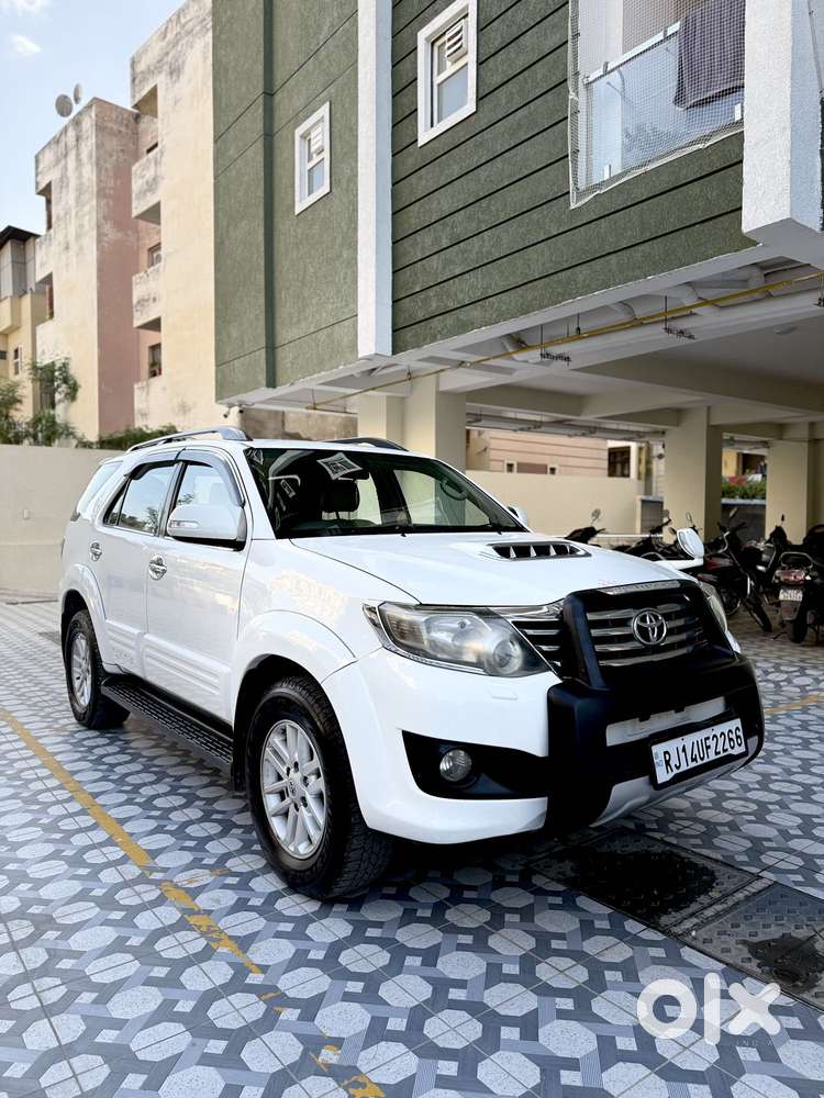 Toyota Fortuner 3.0 4x2 Automatic, 2013, Diesel