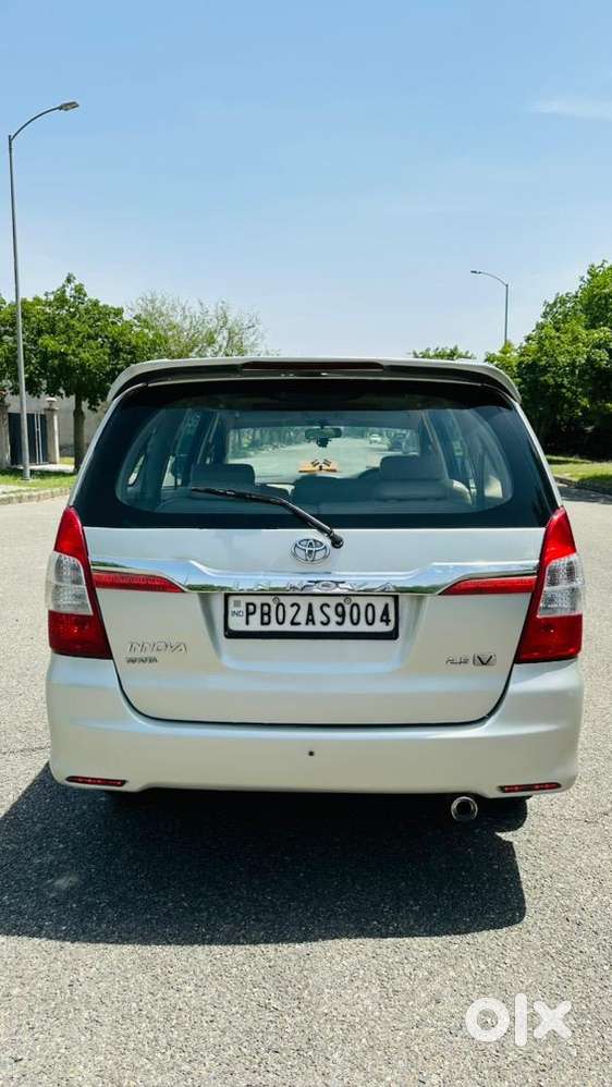 Toyota Innova 2006 Diesel Well Maintained