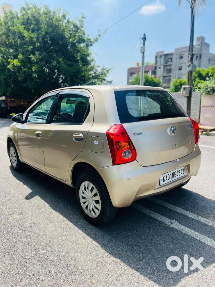 Toyota Etios Liva G Plus, 2012, Petrol
