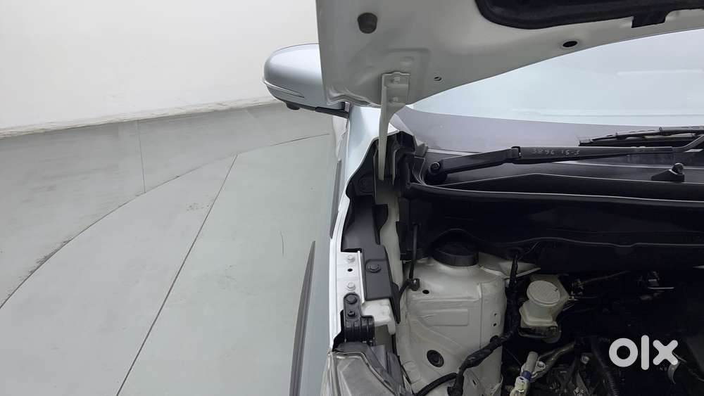 Maruti Suzuki Xl6 1.5 Alpha Mt, 2025, Petrol