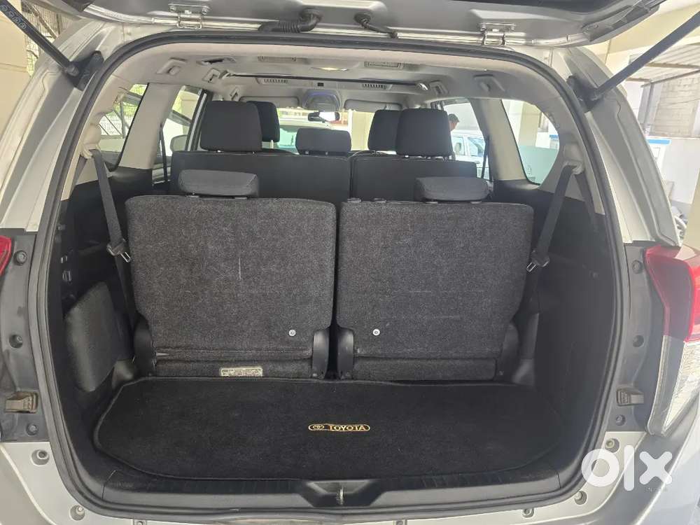 Toyota Innova Crysta 2017 Diesel 86000 Km Driven