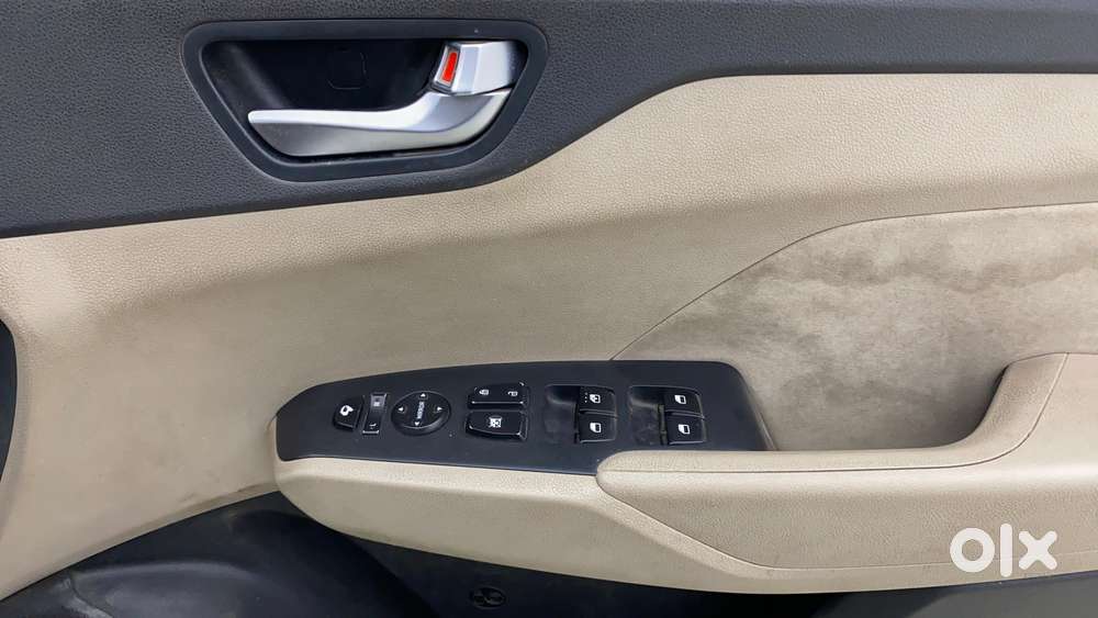 Hyundai Verna 1.6 Vtvt Sx, 2019, Petrol