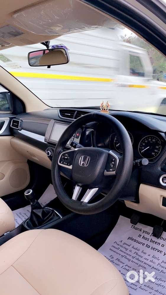 Honda Amaze (2025) Vx I-vtec (petrol) - Top Model  Almost Brand New