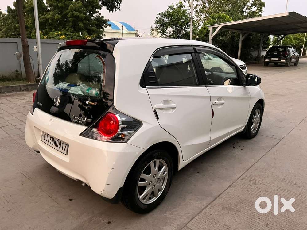 Honda Brio I V Tec