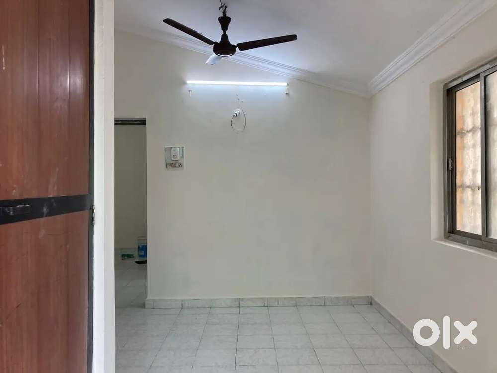 1bhk unfurnished flat for rent at porvorim, near porvorim petrol pump.