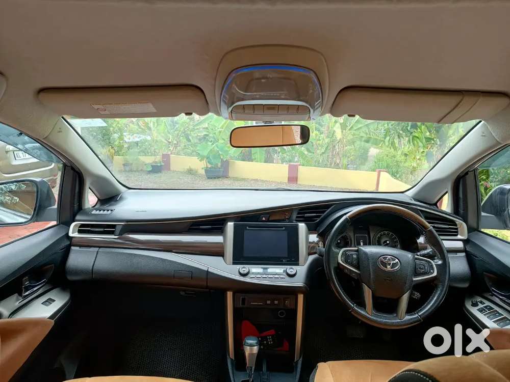 Toyota Innova Crysta Z 2.8 Automatic 2017 Diesel 138750 Km Driven