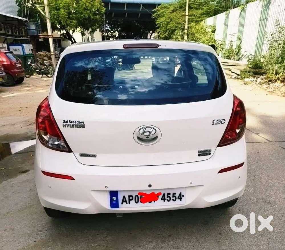 Hyundai I20 Crdi Sportz 2014