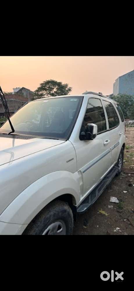 Tata Safari Storme 2017