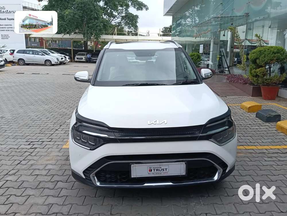 Kia Carens 1.4 Luxury Plus 6 Str, 2022, Petrol