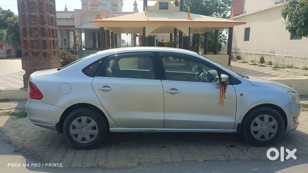 Skoda Rapid 2014 Diesel 90000 Km Driven