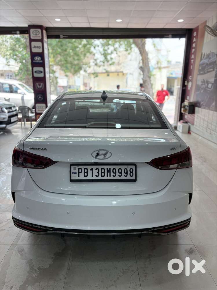 Hyundai Verna 1.5 Sx Diesel At, 2021, Diesel