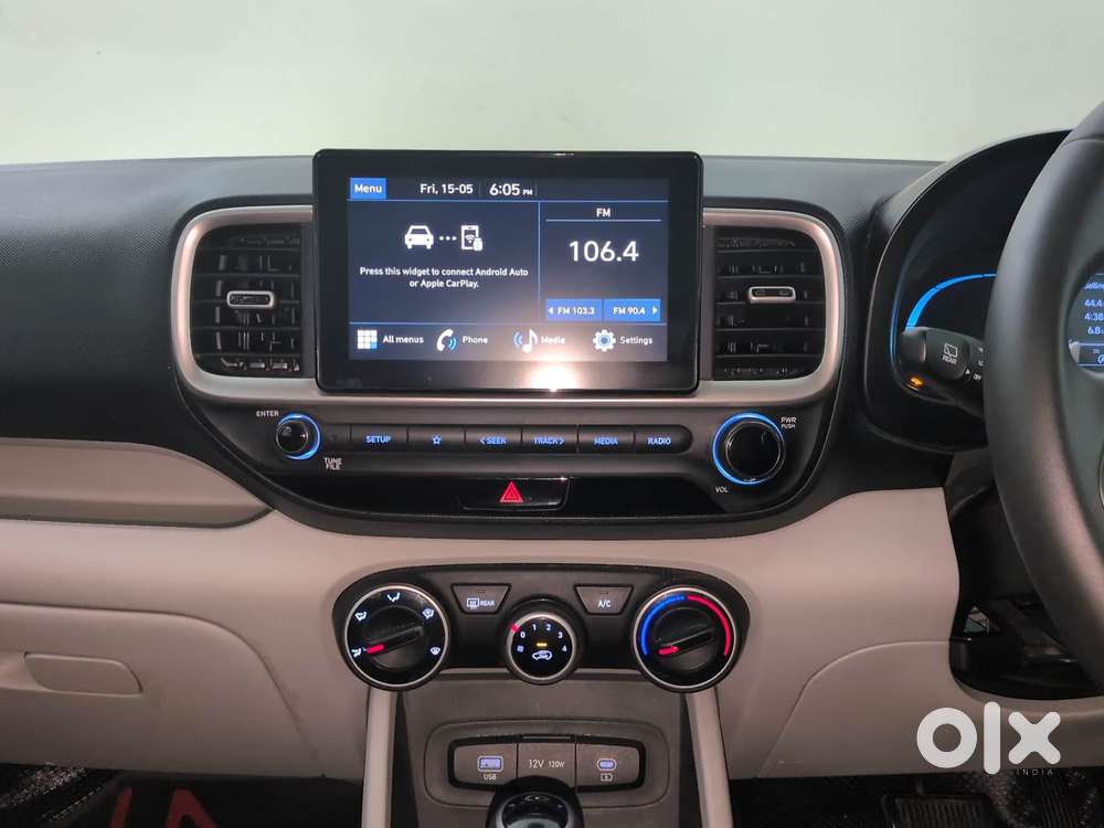 Hyundai Venue 1.0 S (o) Turbo Dct, 2024, Petrol