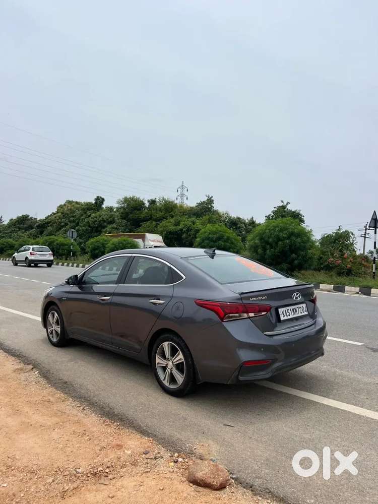 Hyundai Verna 2019 Topend With Sunroof 65900 Km Driven