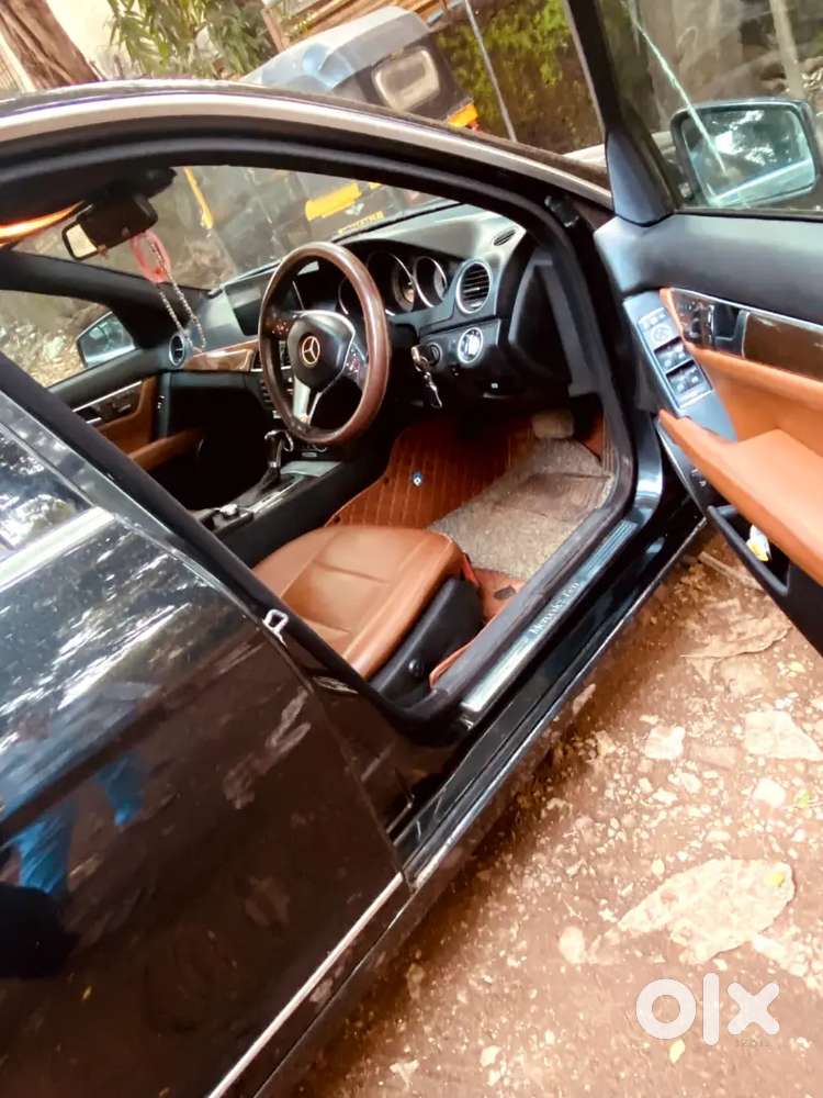 2011 Mercedes C-class C200  Automatic  1.02 Lakh Km  Vip Condition