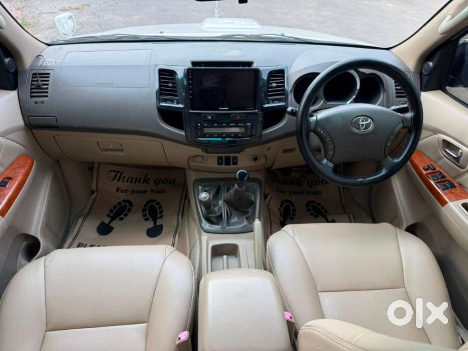 Toyota Fortuner 3.0 4x4 Manual, 2011, Diesel