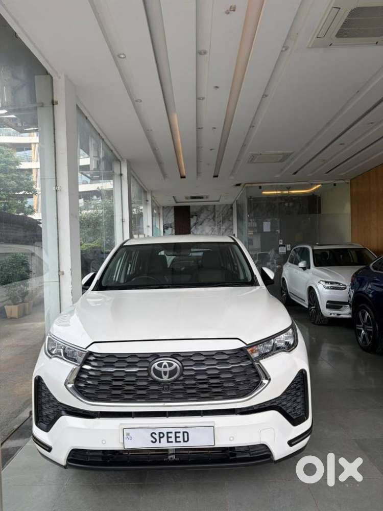 Toyota Innova Hycross 2.0 Vx Hybrid 7 Str, 2023, Petrol
