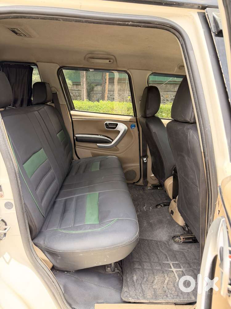 Mahindra Tuv 300 T8, 2015, Diesel